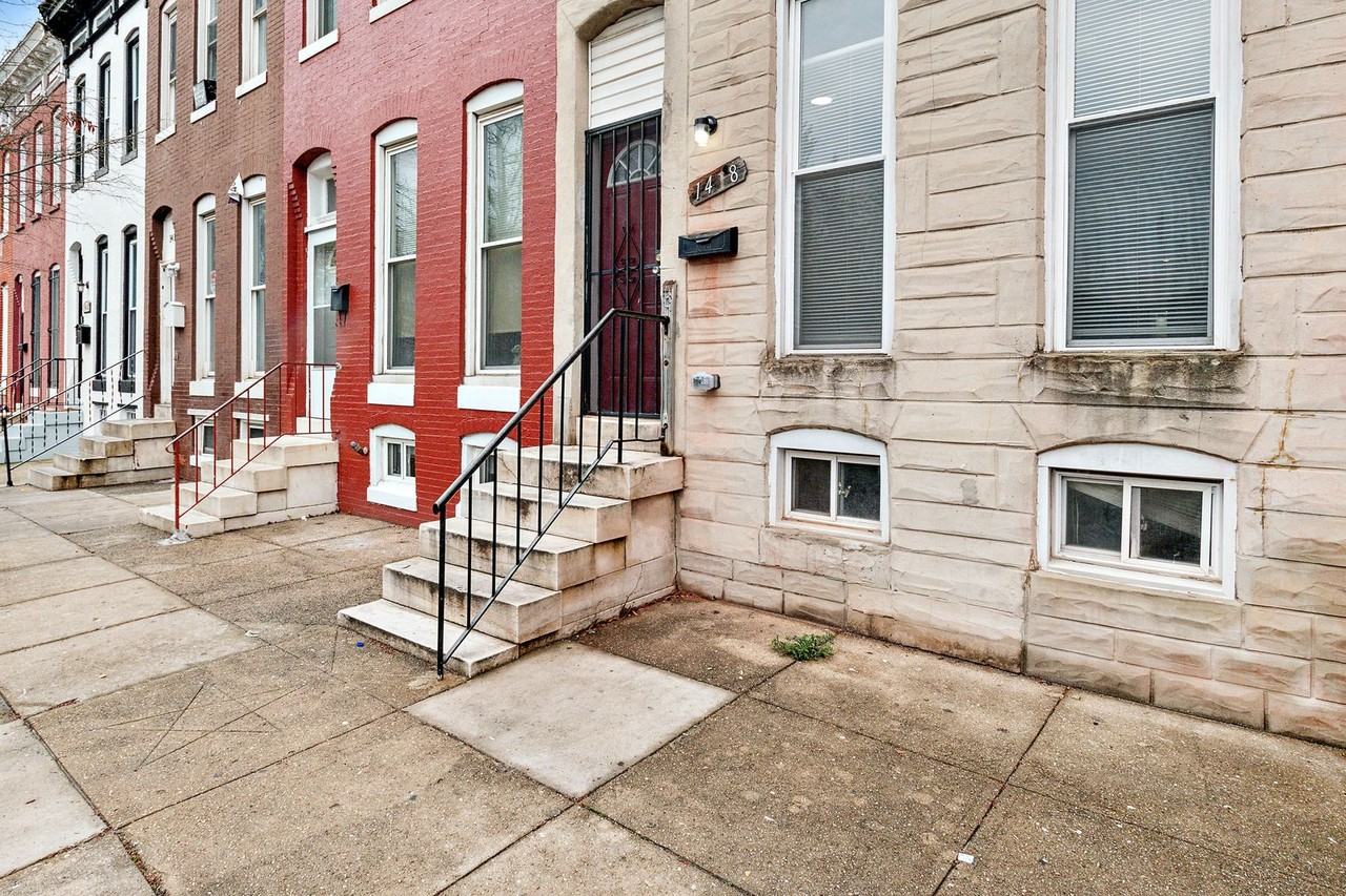 1418 N Eden St - Photo 3 of 30