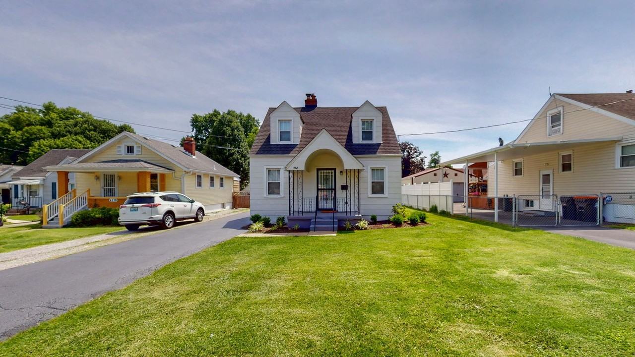 4168 Sherman Ave - Photo 2 of 27
