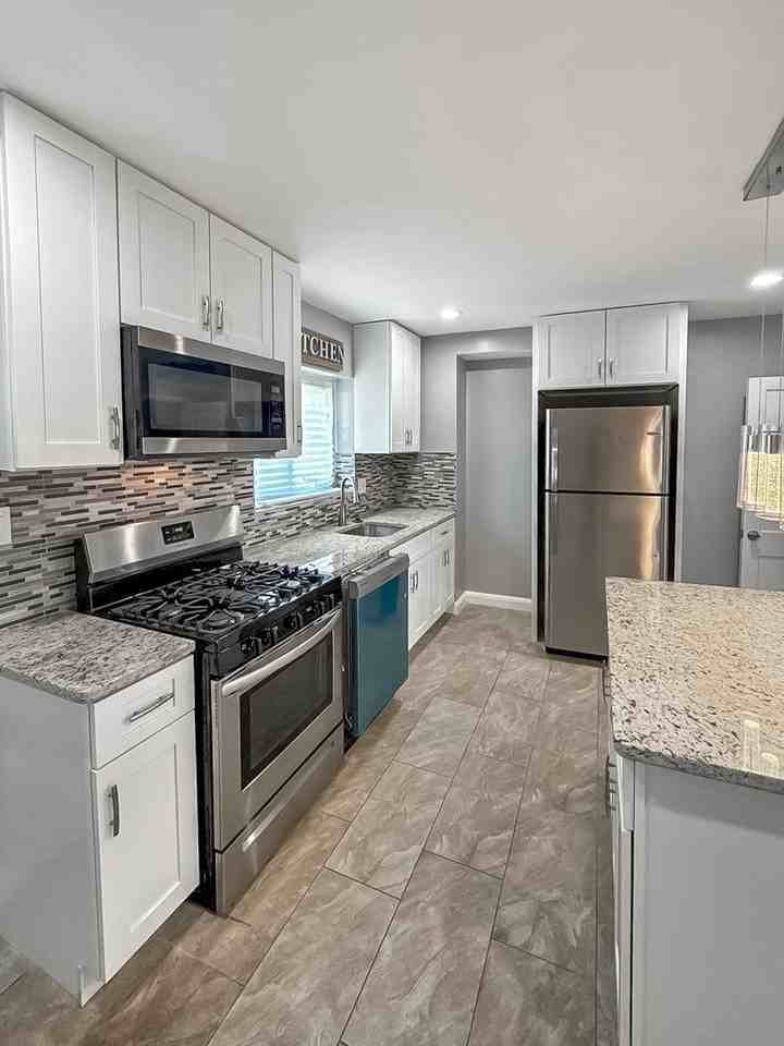 4408 Asbury Ave - Photo 6 of 21