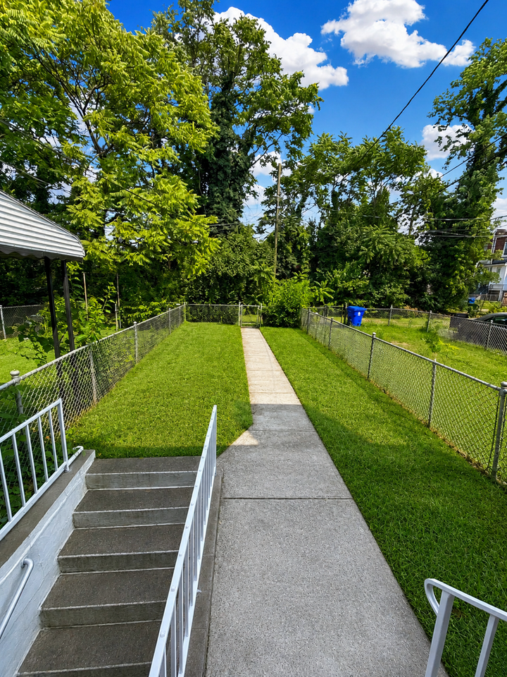 4408 Asbury Ave - Photo 7 of 21