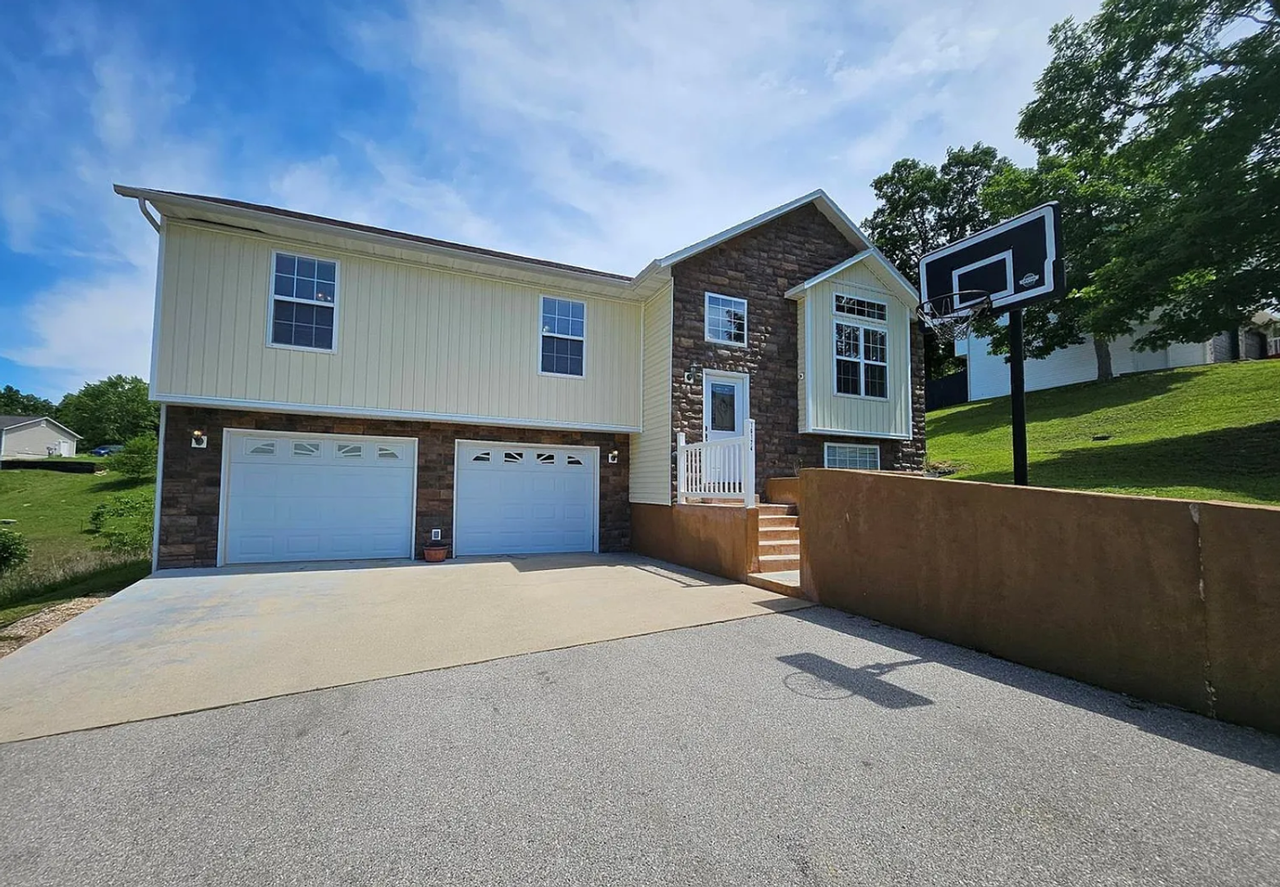 16174 Haidyn Rd