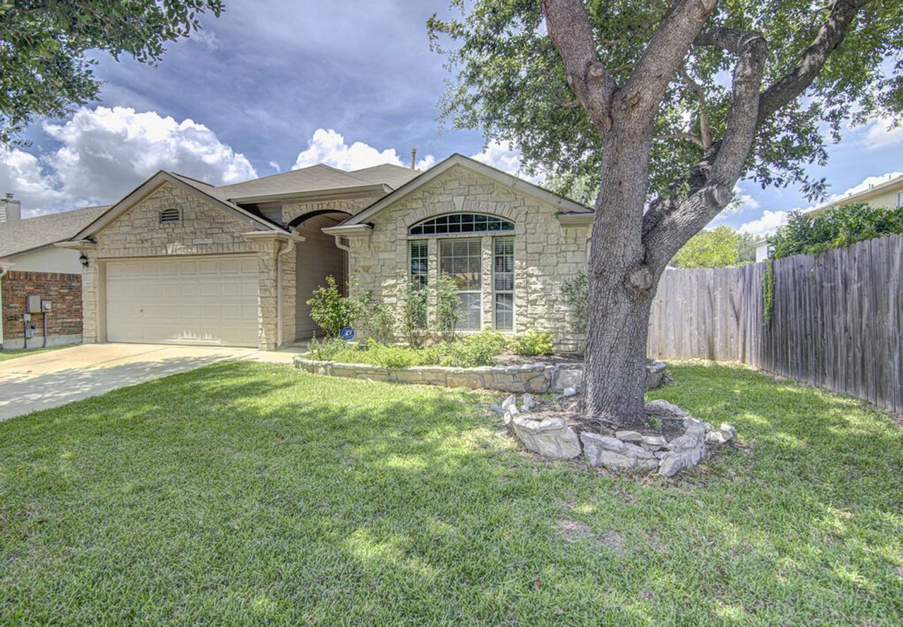 3408 Campanella Dr - Photo 2 of 32
