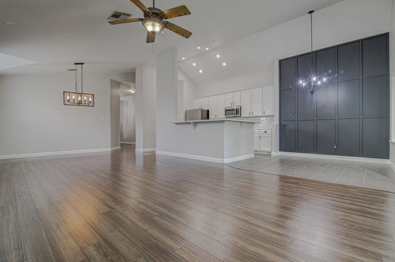 3408 Campanella Dr - Photo 3 of 32