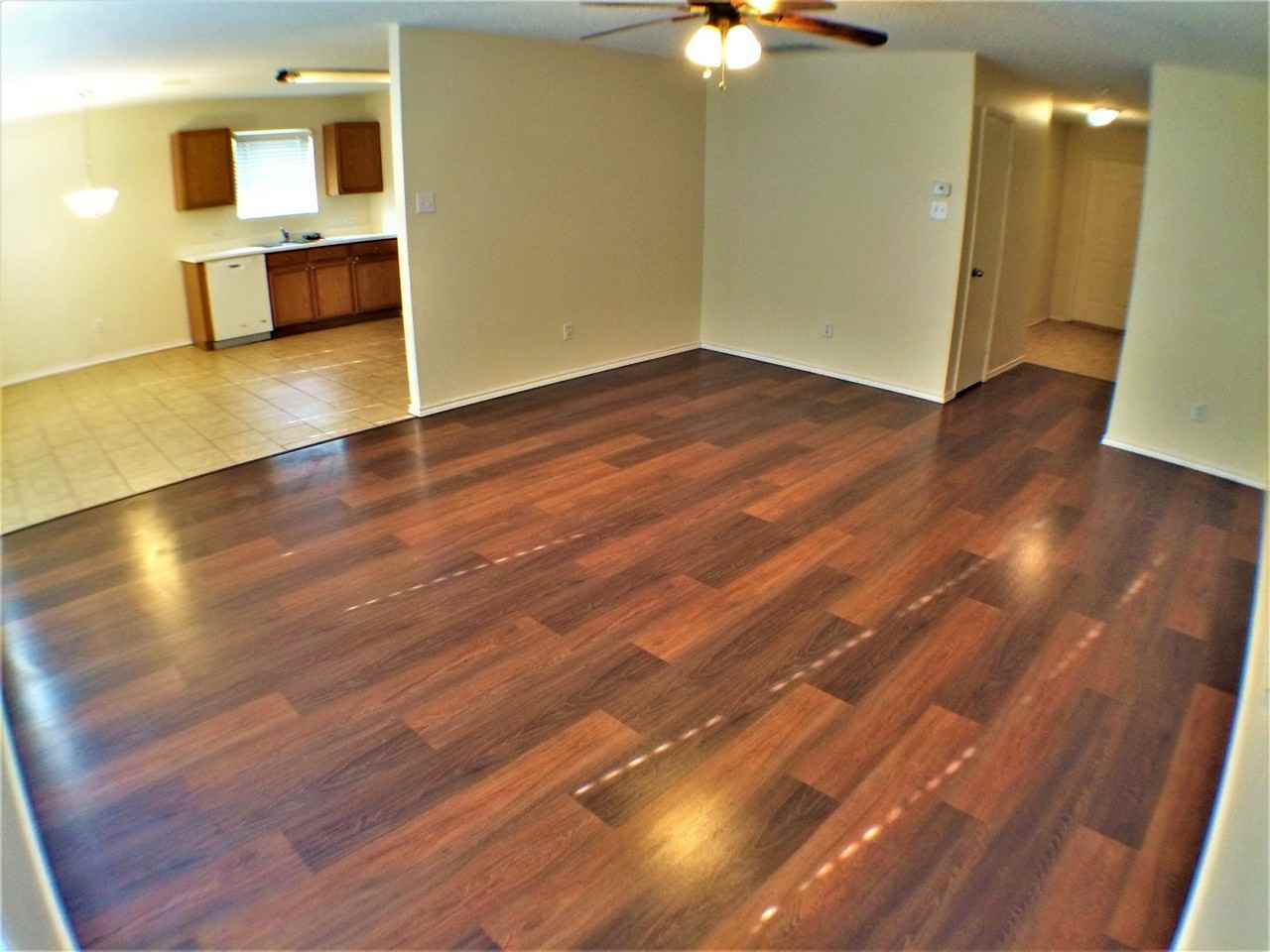 4841 Waterford Dr - Photo 3 of 19