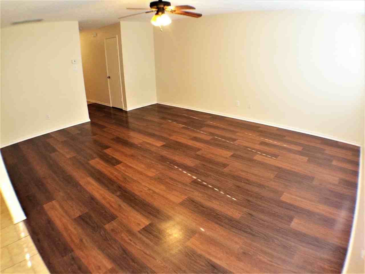4841 Waterford Dr - Photo 4 of 19