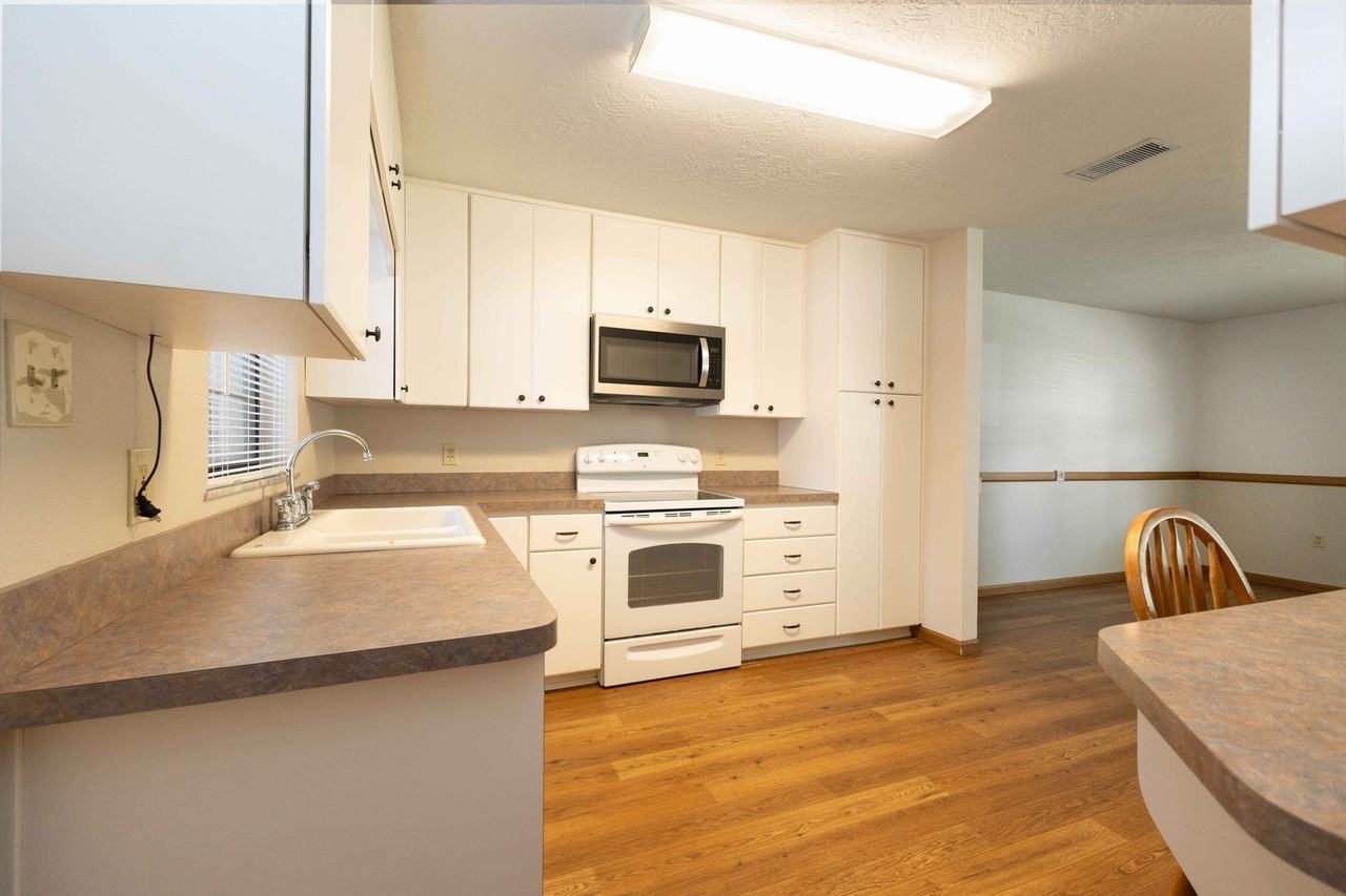 301A Curry St - Photo 6 of 18