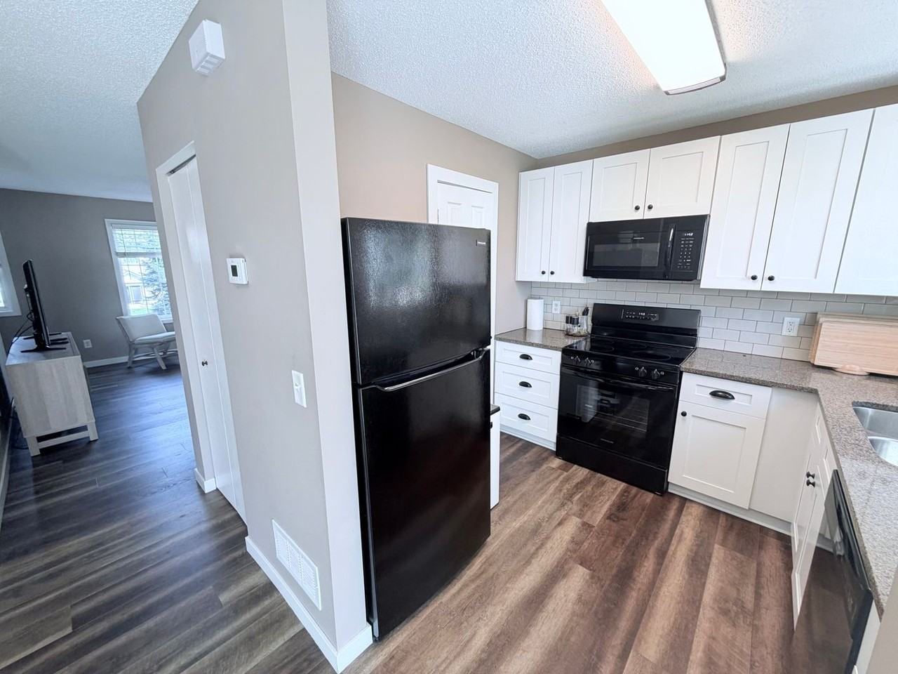15539 Flight Way - Photo 5 of 23