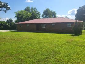 3411 E Heritage Pkwy - Photo 1 of 1
