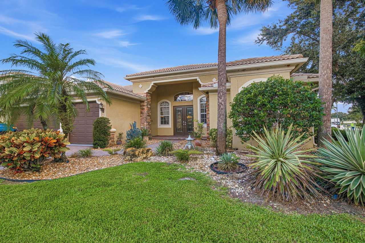 9655 Campi Dr - Photo 2 of 33
