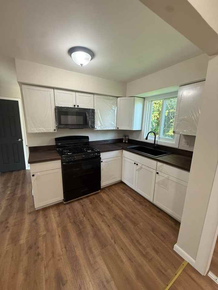 19 Layne Ave - Photo 7 of 11