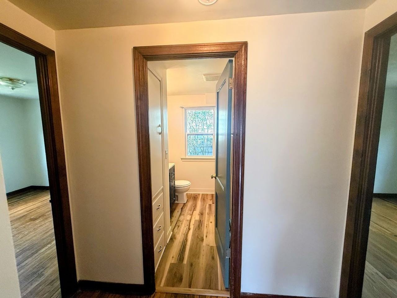 601 Melrose Pl Ne - Photo 5 of 13