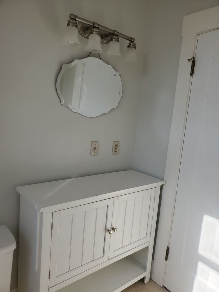 933 Delaware St - Photo 7 of 23