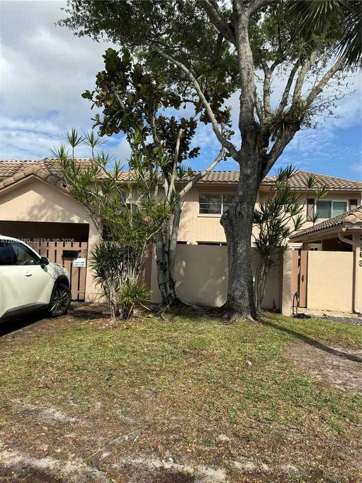 3167 Coral Springs Dr - Photo 6 of 17