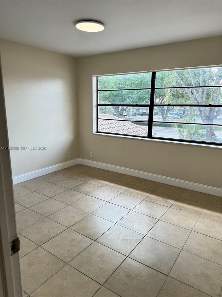3167 Coral Springs Dr - Photo 7 of 17