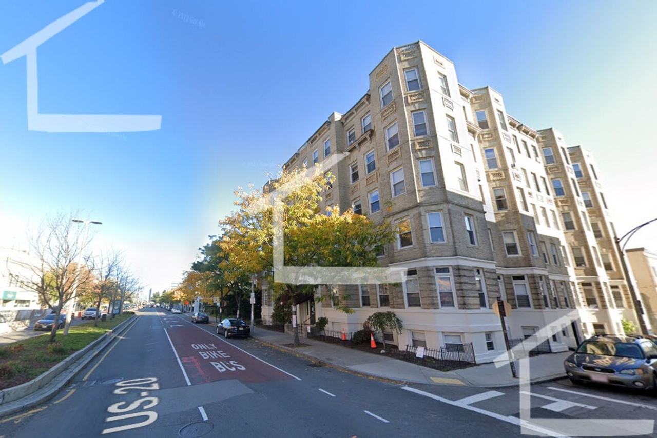 64 Brighton Ave