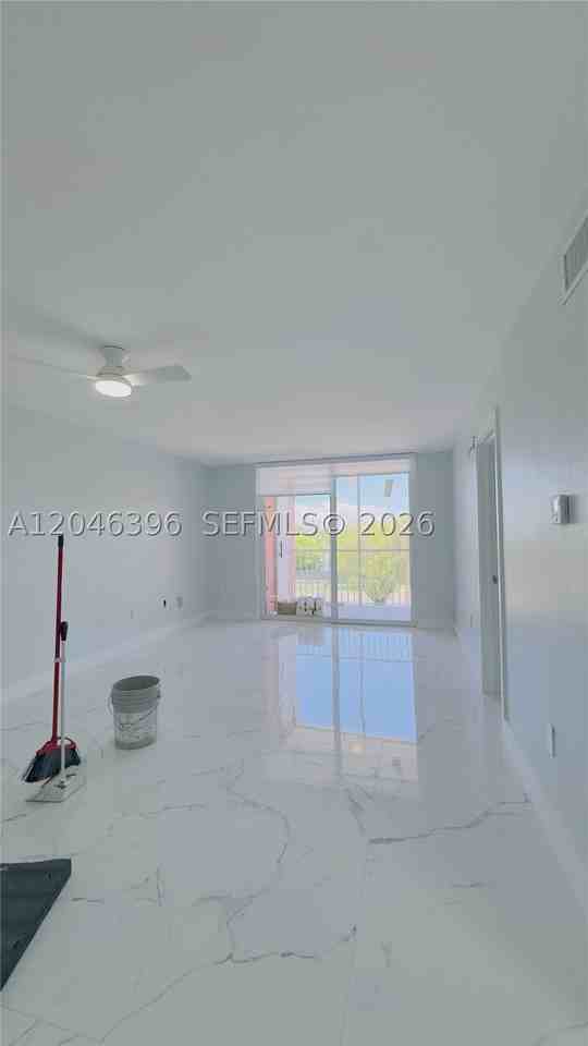 19851 Sw 114th Ave #301 - Photo 4 of 9