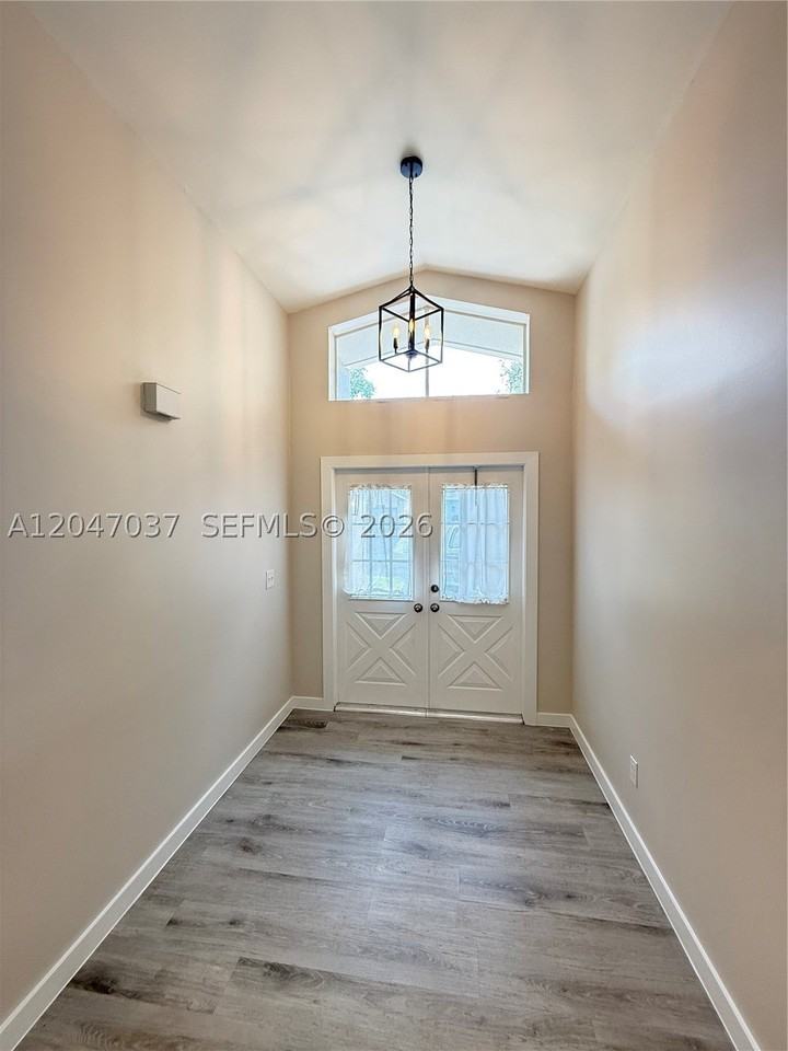 10113 Sw 223rd Ter - Photo 2 of 21