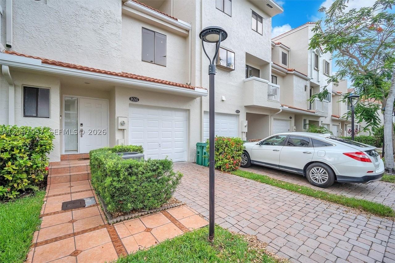 21391 Marina Cove Cir #14K - Photo 2 of 50