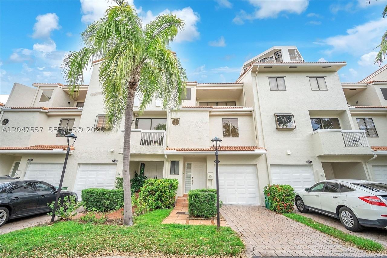 21391 Marina Cove Cir #14K - Photo 4 of 50