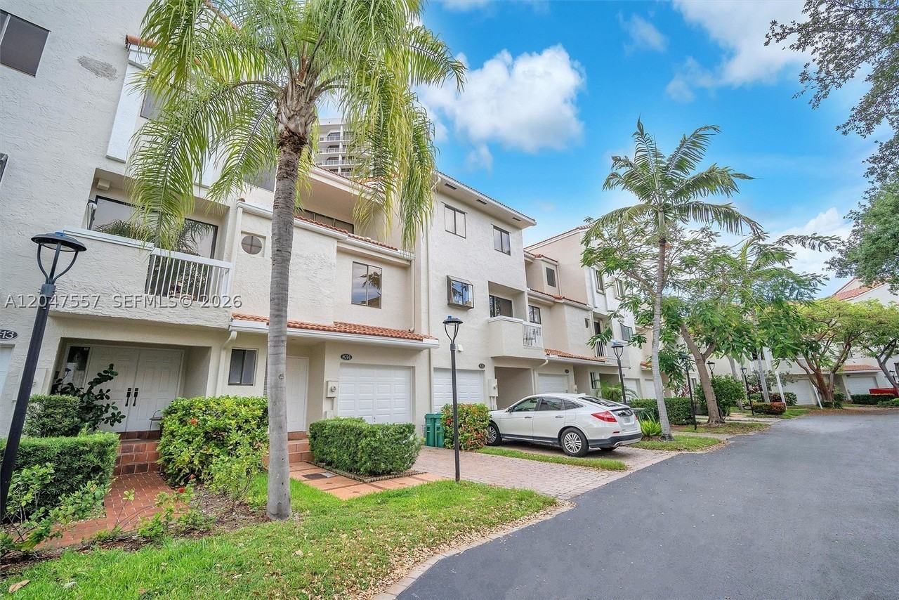 21391 Marina Cove Cir #14K - Photo 5 of 50