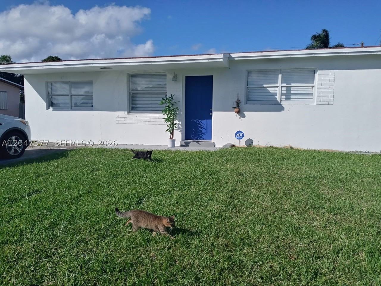 10961 Sw 222nd Ter - Photo 4 of 20