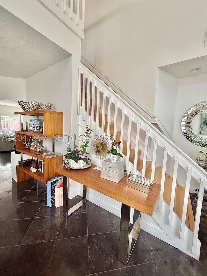 11264 Nw 58th Ter - Photo 6 of 27