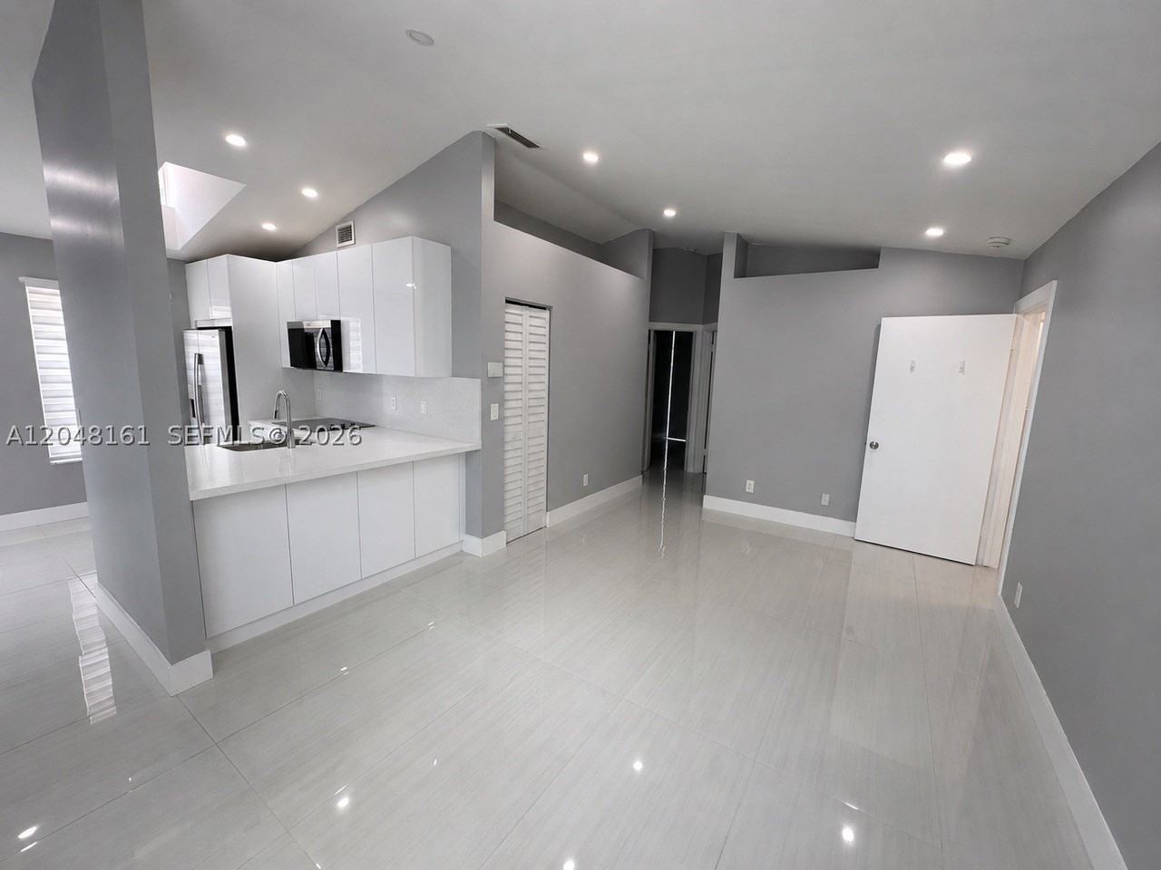 21562 Sw 87th Pl - Photo 5 of 18