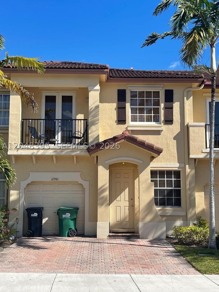 12981 Sw 135th St #12981 - Photo 2 of 26