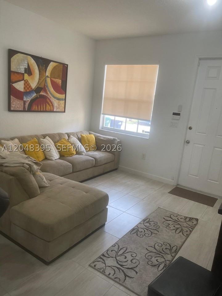 12981 Sw 135th St #12981 - Photo 4 of 26