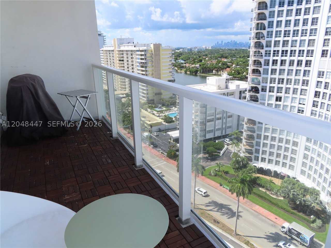 5701 Collins Ave #1703 - Photo 5 of 46