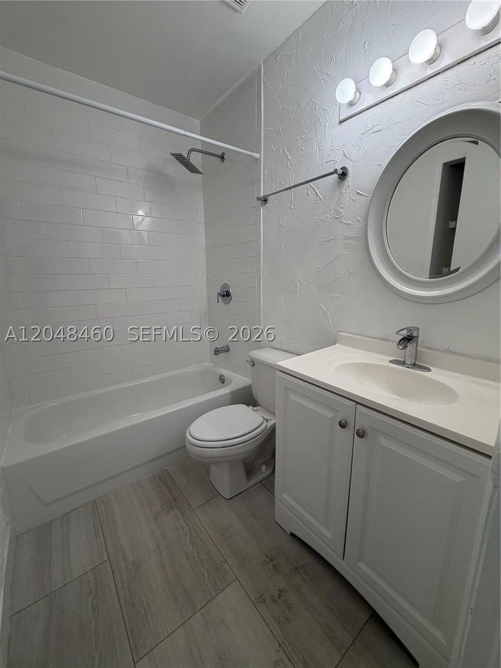 1175 Nw 123rd Pl #210 - Photo 7 of 11