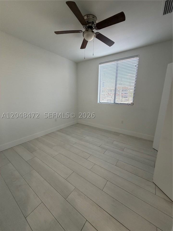 879 E 24th St #203 - Photo 6 of 12