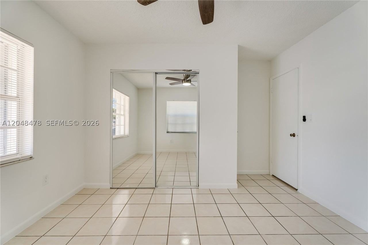 30323 Sw 152nd Pl - Photo 7 of 27