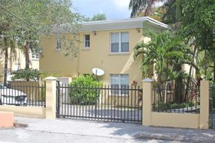 3395 Franklin Ave #D - Photo 1 of 1
