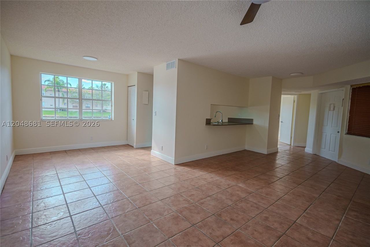 8630 Sw 3rd St #102 - Photo 7 of 20