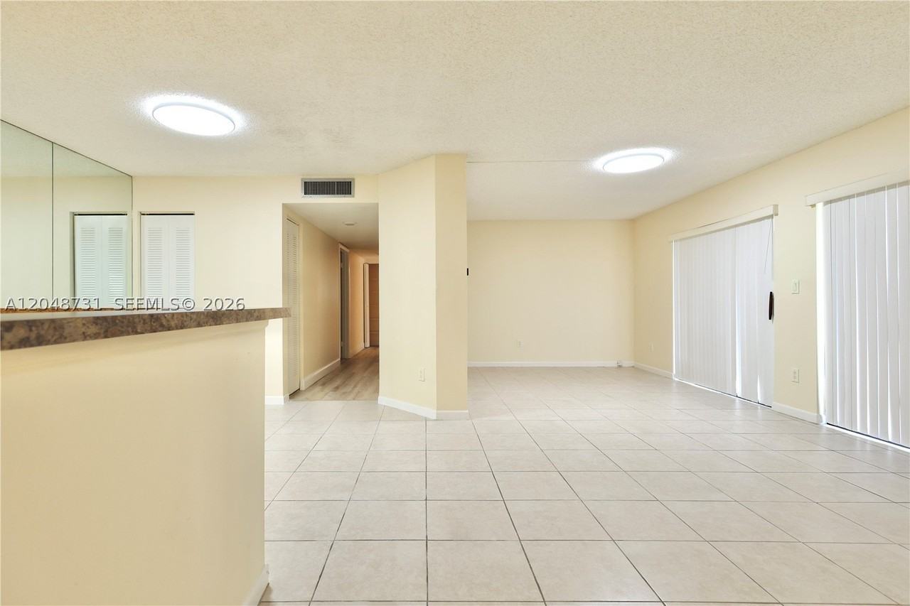 9448 S Belfort Cir #116 - Photo 4 of 18