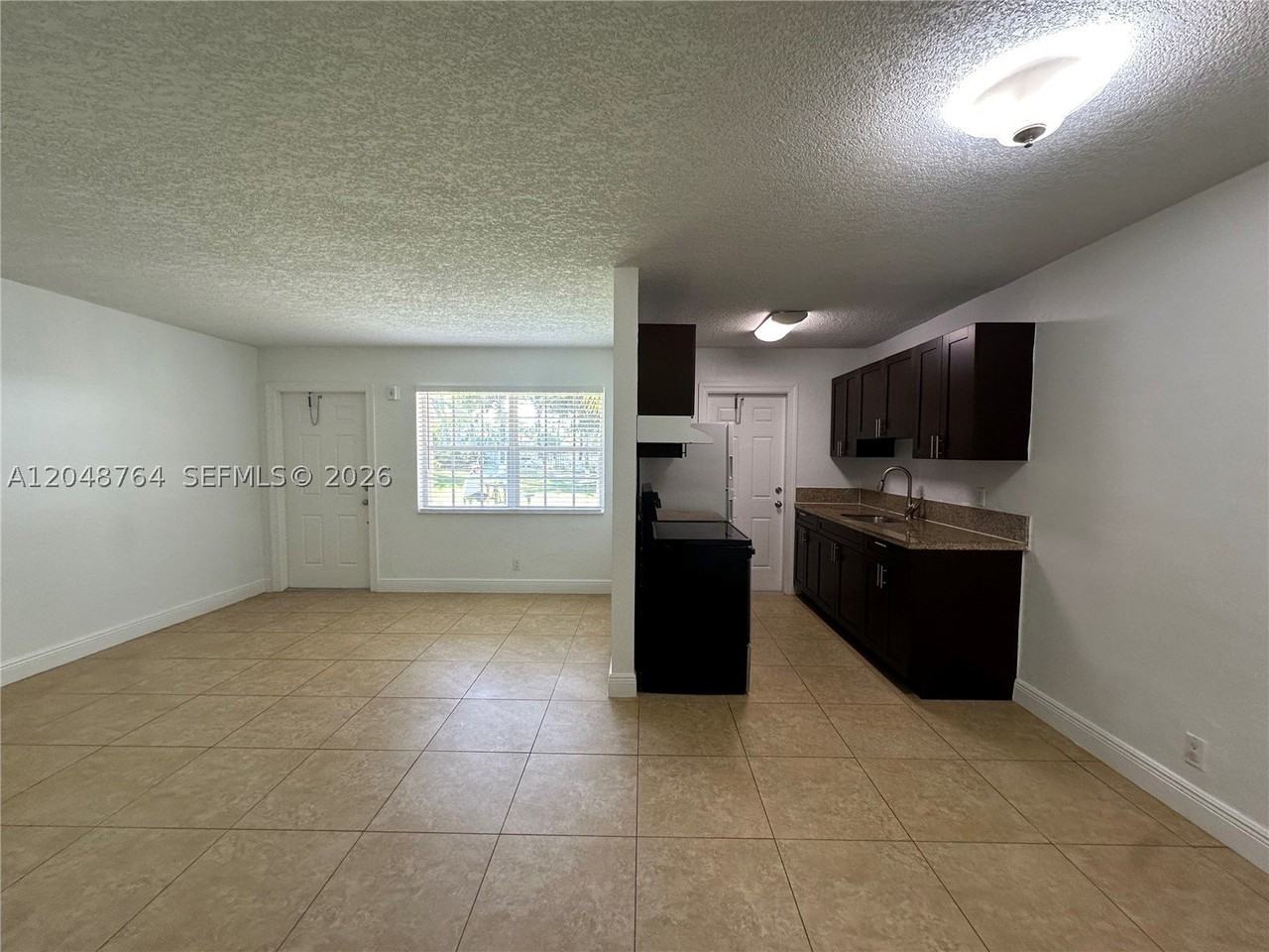 2900 Ne 17th Ave #109 - Photo 2 of 36