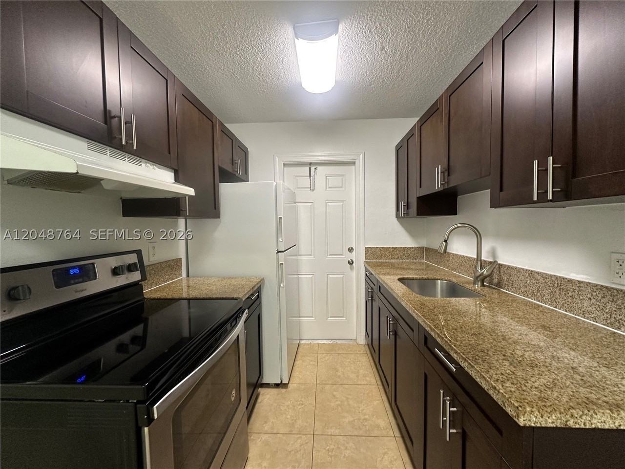 2900 Ne 17th Ave #109 - Photo 3 of 36