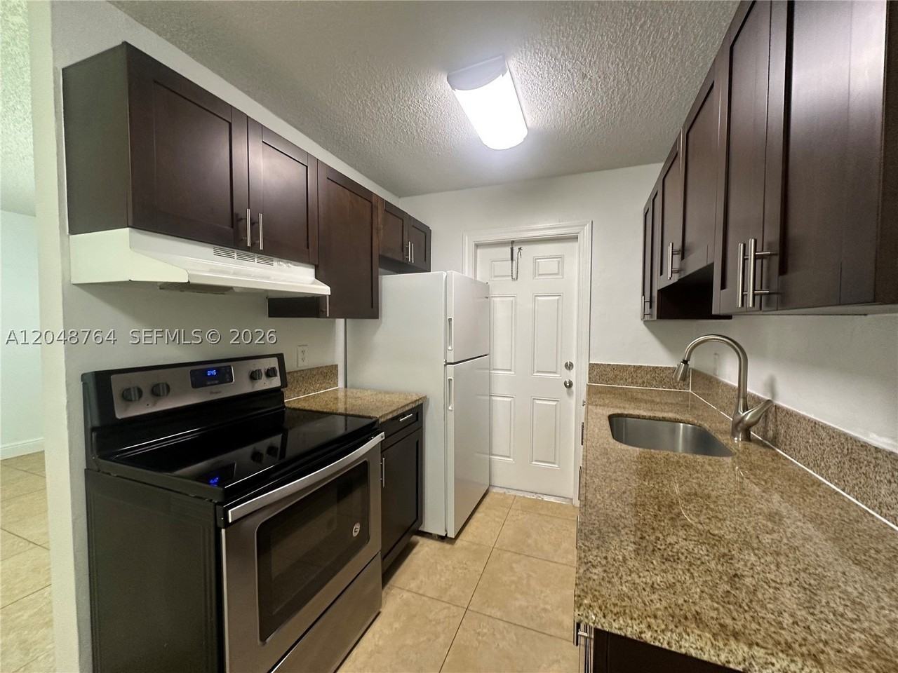 2900 Ne 17th Ave #109 - Photo 4 of 36