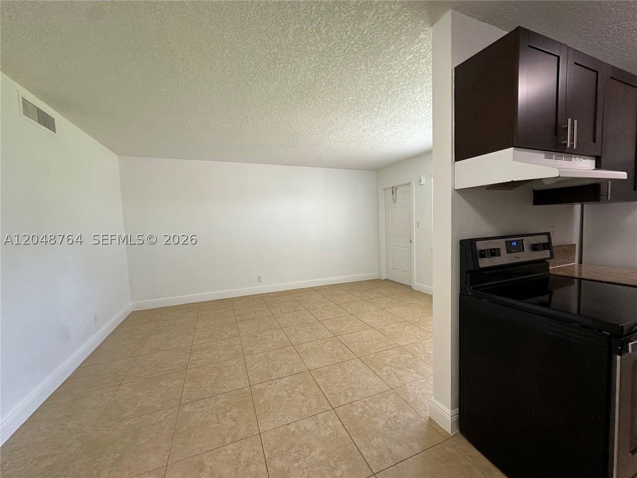 2900 Ne 17th Ave #109 - Photo 5 of 36