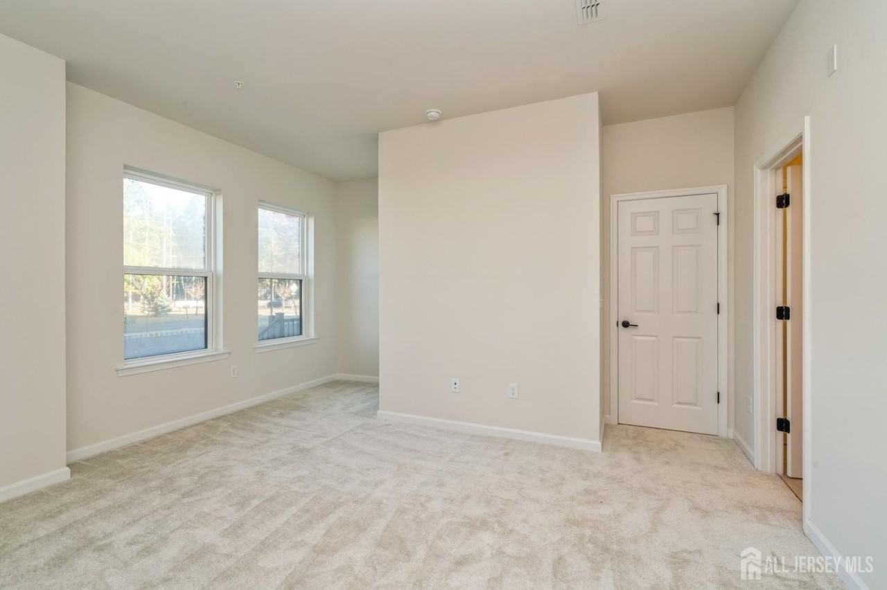103 Vaughn Dr Ext - Photo 6 of 37