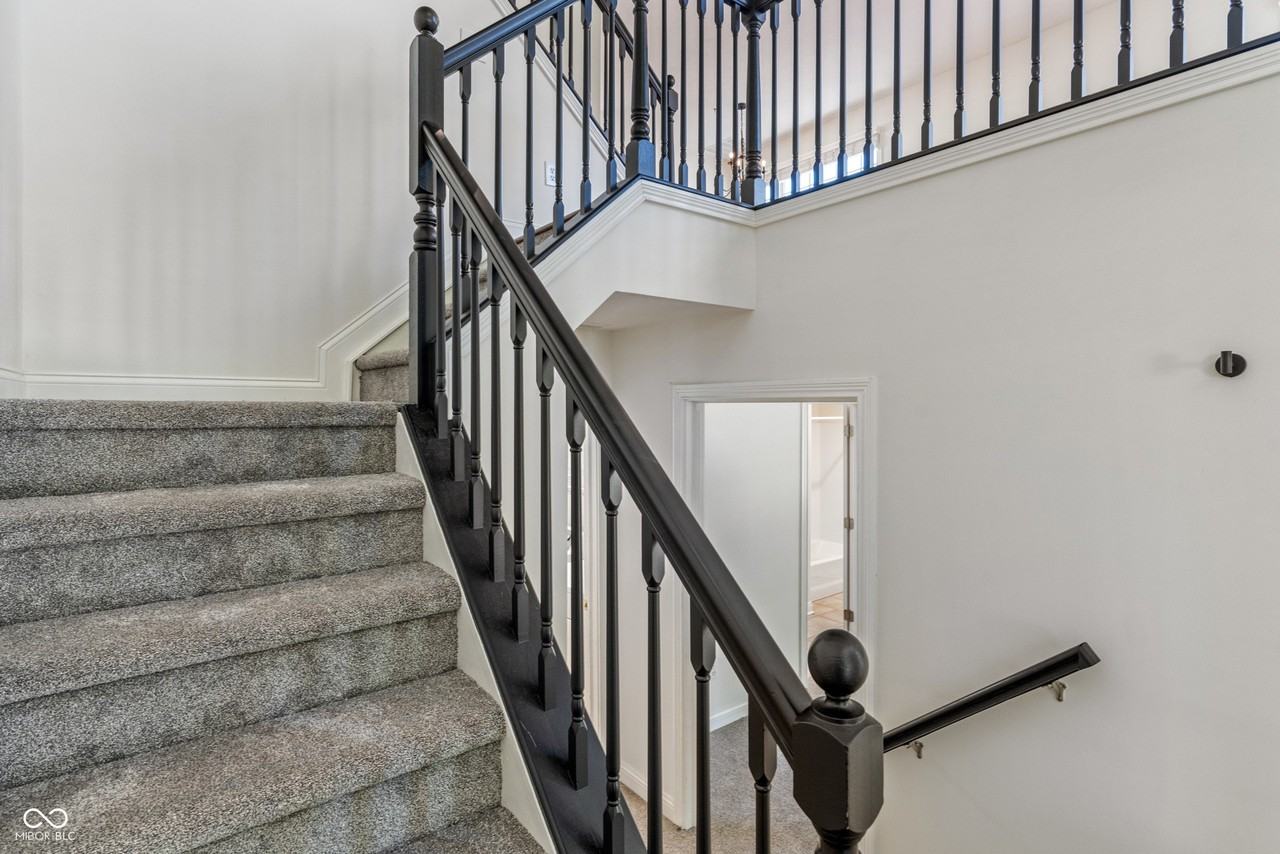 12735 Edgemont Way - Photo 6 of 50