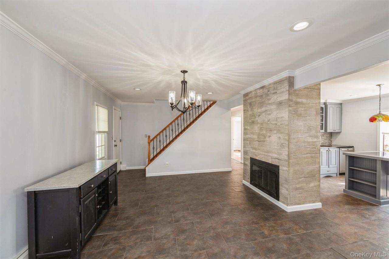 14 Tailor Ln - Photo 6 of 23