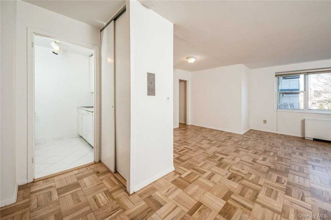 499 N Broadway #3A - Photo 7 of 24