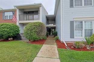 3 Brook Dr #27 - Photo 1 of 1