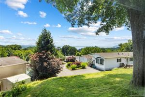 featured image of 18 Thamsen Dr