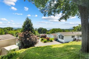 18 Thamsen Dr - Photo 1 of 1