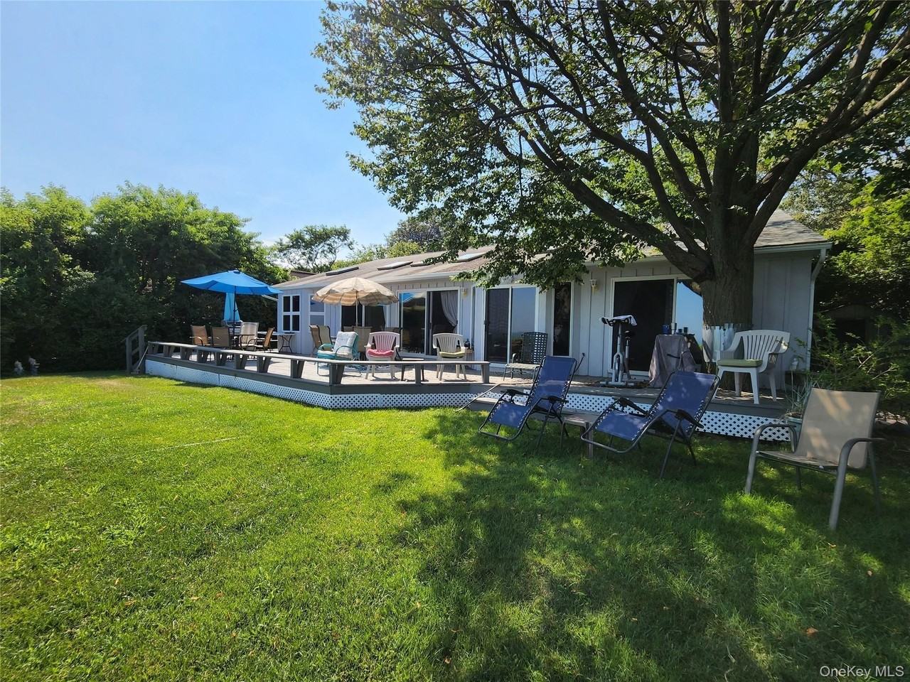 7 Riverhead Rd - Photo 2 of 33