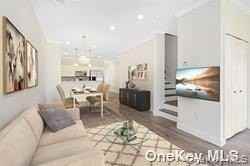 7 Nathan Hale Dr #A - Photo 2 of 11