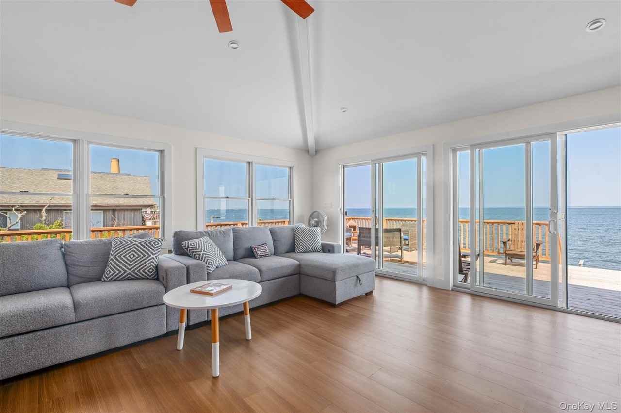 11 Bayview Walk - Photo 5 of 17
